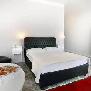 https://barbarella-home.hotels-amalfi.com